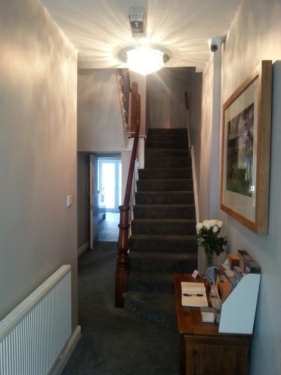 White Rose Guest House Tenby Eksteriør billede
